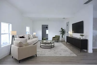 4701 17th Avenue S, Saint Petersburg, FL 33711 - Photo 5