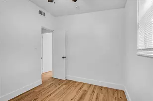 5102 Newton Ave S, Gulfport, FL 33707 - Photo 13