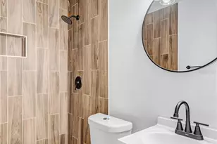 5102 Newton Ave S, Gulfport, FL 33707 - Photo 9