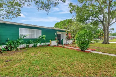 5102 Newton Avenue S, Gulfport, FL 33707 - Photo 1