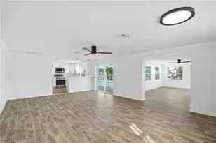 9837 Island Harbor Dr, Port Richey, FL 34668 - Photo 7