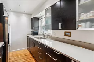 1975 W Bay Dr, Largo, FL 33770 - Photo 7