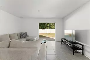 37445 Sharks Eye Ln, Zephyrhills, FL 33541 - Photo 21