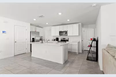 37445 Sharks Eye Lane, Zephyrhills, FL 33541 - Photo 21