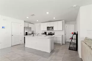 37445 Sharks Eye Ln, Zephyrhills, FL 33541 - Photo 19