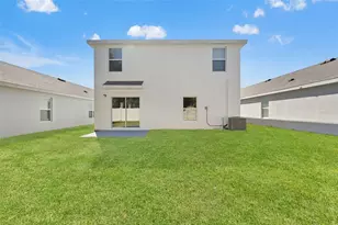 37445 Sharks Eye Ln, Zephyrhills, FL 33541 - Photo 9