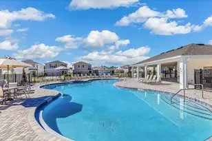 37445 Sharks Eye Ln, Zephyrhills, FL 33541 - Photo 3