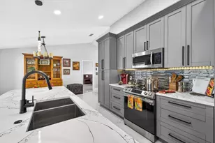 5720 Redhawk Dr, New Port Richey, FL 34655 - Photo 41