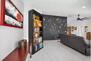 5720 Redhawk Dr, New Port Richey, FL 34655 - Photo 7