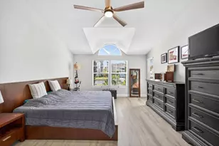 5720 Redhawk Dr, New Port Richey, FL 34655 - Photo 13