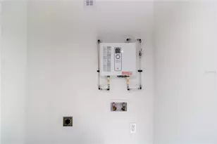 7122 Astor Dr, New Port Richey, FL 34652 - Photo 21