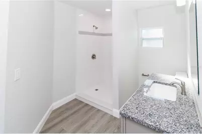 7122 Astor Drive, New Port Richey, FL 34652 - Photo 9