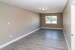 7122 Astor Dr, New Port Richey, FL 34652 - Photo 7