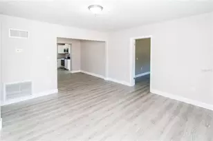 7122 Astor Dr, New Port Richey, FL 34652 - Photo 5