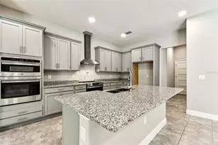 12487 Hooker Rd, Weeki Wachee, FL 34614 - Photo 5