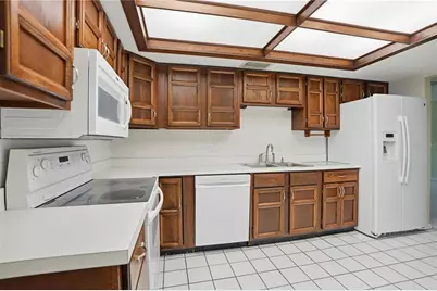 12156 Deep Creek Drive, Spring Hill, FL 34609 - Photo 11