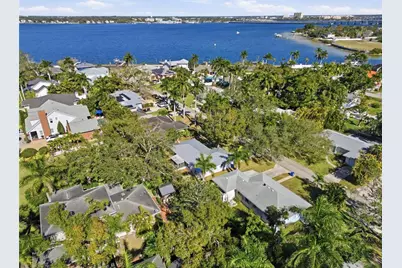 204 22nd Street W, Bradenton, FL 34205 - Photo 31