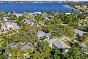 204 22nd St W, Bradenton, FL 34205 - Photo 31