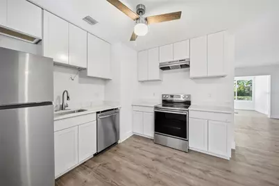 204 22nd Street W, Bradenton, FL 34205 - Photo 3