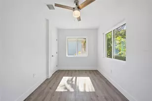 204 22nd St W, Bradenton, FL 34205 - Photo 17