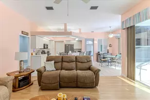 9416 Ashley Dr, Weeki Wachee, FL 34613 - Photo 27