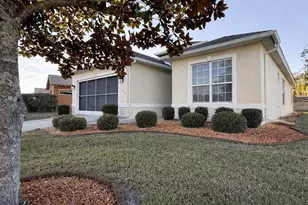 10127 Tria Dr, Weeki Wachee, FL 34613 - Photo 3