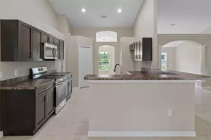 10342 Mirage Ave, Weeki Wachee, FL 34614 - Photo 15