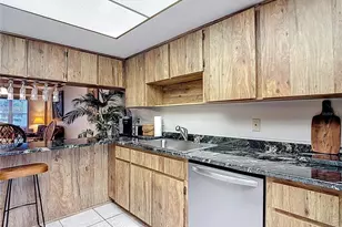 7623 Radcliffe Cir, Port Richey, FL 34668 - Photo 15