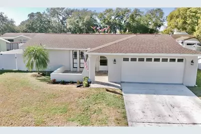 4221 Tall Oak Lane, New Port Richey, FL 34653 - Photo 3