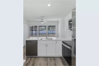 10322 Maderia Street, Spring Hill, FL 34608 - Photo 21