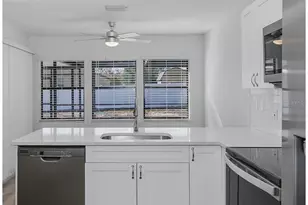 10322 Maderia St, Spring Hill, FL 34608 - Photo 21