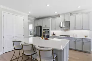 33525 Mainstay Ln, Wesley Chapel, FL 33543 - Photo 7