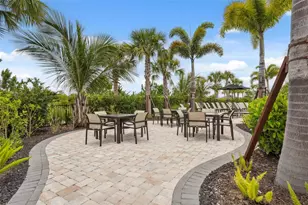 33525 Mainstay Ln, Wesley Chapel, FL 33543 - Photo 37