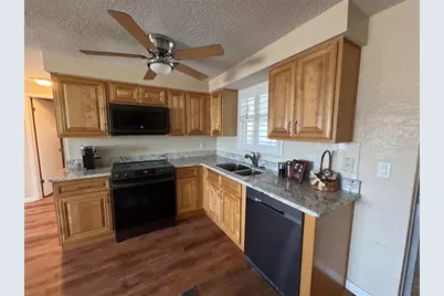 7833 Teal Drive, New Port Richey, FL 34653 - Photo 7