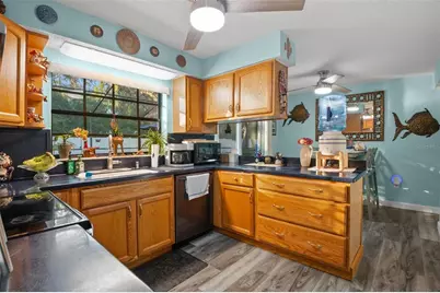 12005 Wren Court, New Port Richey, FL 34654 - Photo 11