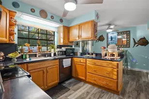 12005 Wren Ct, New Port Richey, FL 34654 - Photo 11