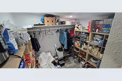 20406 Peachtree Lane, Dade City, FL 33523 - Photo 21