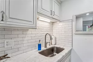 8931 Blind Pass Rd, Saint Pete Beach, FL 33706 - Photo 15