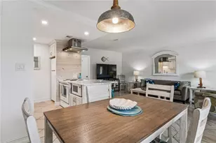 8931 Blind Pass Rd, Saint Pete Beach, FL 33706 - Photo 19