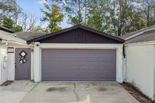 1930 Gregory Dr, Tampa, FL 33613 - Photo 89