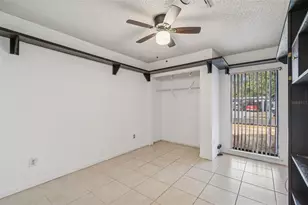 1930 Gregory Dr, Tampa, FL 33613 - Photo 19