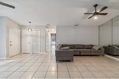1930 Gregory Drive, Tampa, FL 33613 - Photo 59