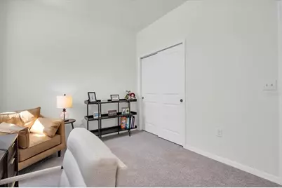 37557 Mackenzie Drive, Zephyrhills, FL 33540 - Photo 23