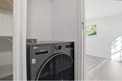 9727 Lake Drive, Weeki Wachee, FL 34613 - Photo 19