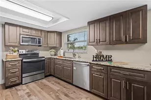 1437 Glenview Rd, Palm Harbor, FL 34683 - Photo 33