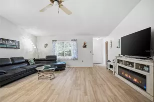 4521 Bayridge Ct, Spring Hill, FL 34606 - Photo 5