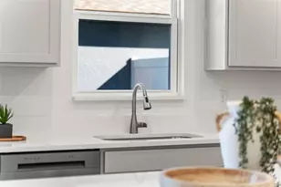 714 Blissful Gdns Wy, Apopka, FL 32703 - Photo 25