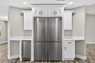 4111 Marine Pkwy, New Port Richey, FL 34652 - Photo 21