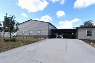 6271 Nodoc Rd, Spring Hill, FL 34609 - Photo 5