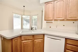 8056 Floral Dr, Spring Hill, FL 34607 - Photo 13